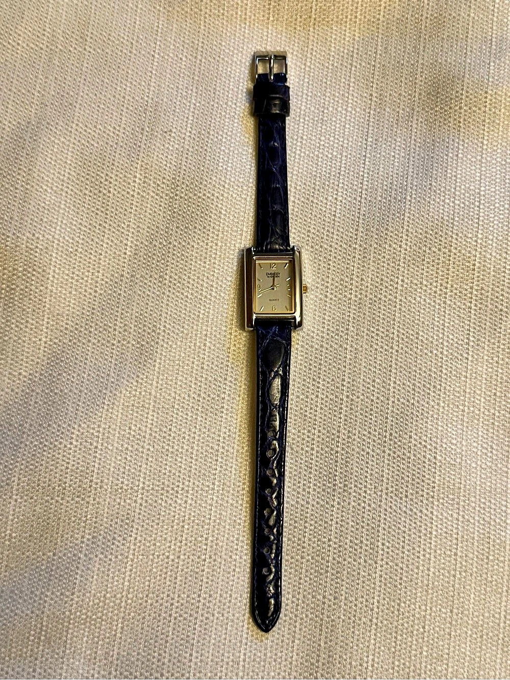 Rectangular Watch with Extra Orange Strap - Picture 2 of 3